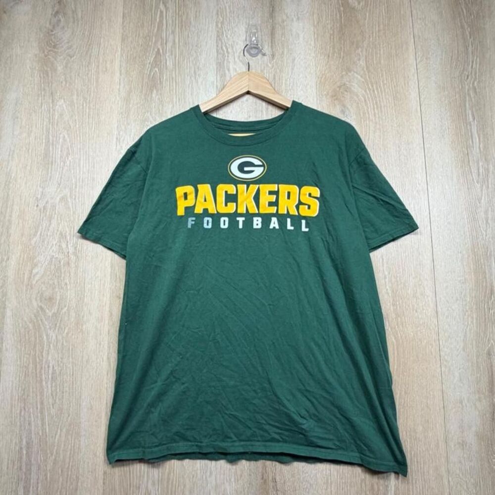Nfl Men's Green T-shirt